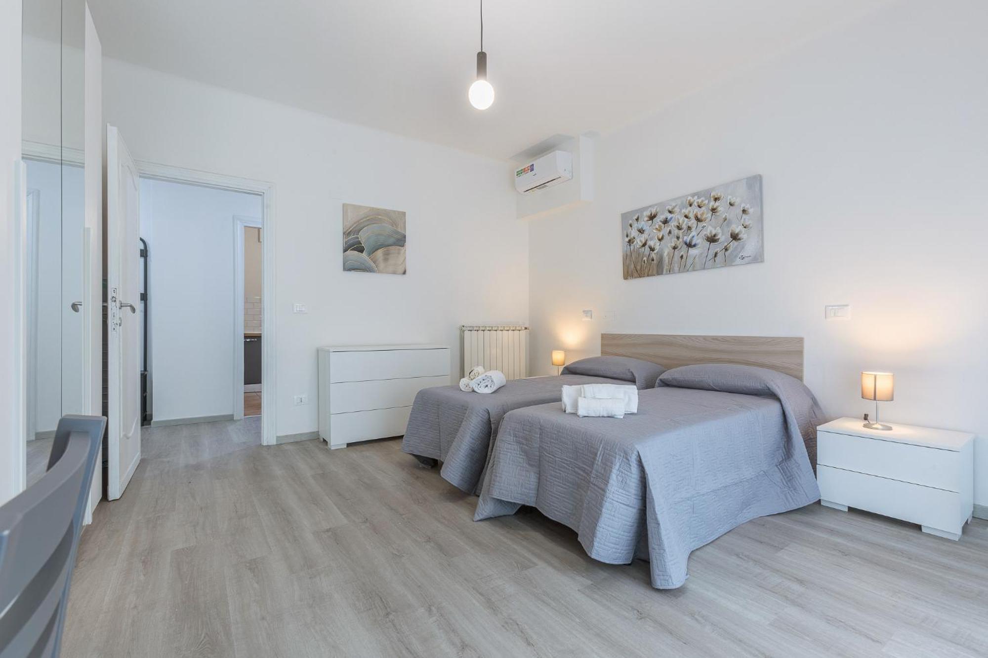 Matinum Central & Spacious Apartment Bologne Extérieur photo