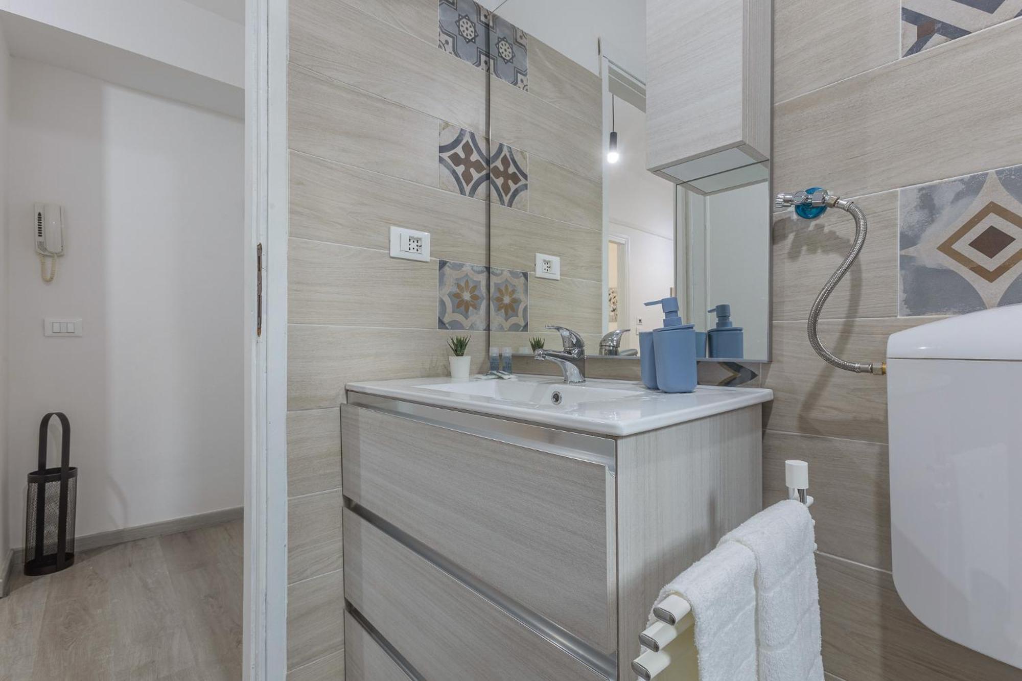 Matinum Central & Spacious Apartment Bologne Extérieur photo